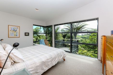 Photo of property in 135 Wairau Road, Kaitake, New Plymouth, 4374