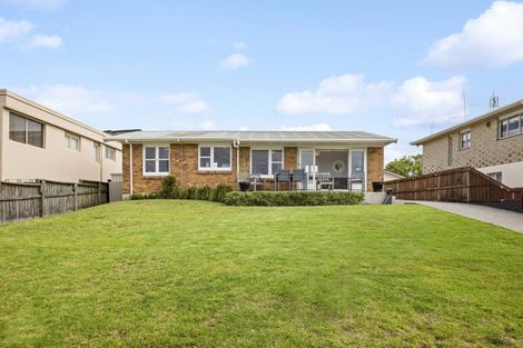 Photo of property in 129b Marine Parade, Mount Maunganui, 3116