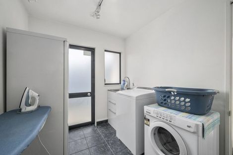 Photo of property in 56 Kapanui Road, Waikanae, 5036