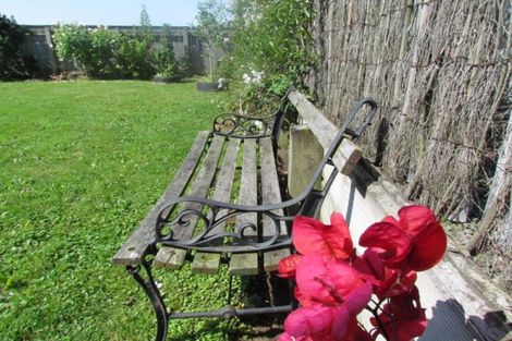 Photo of property in 80 Tararua Road, Levin, 5571