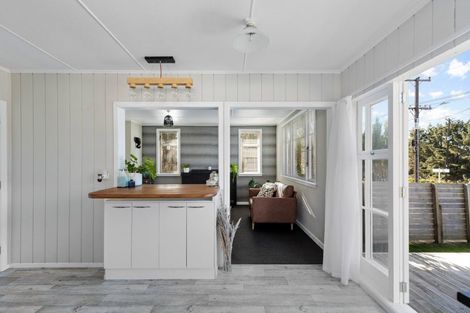 Photo of property in 452 Carrington Street, Upper Vogeltown, New Plymouth, 4310