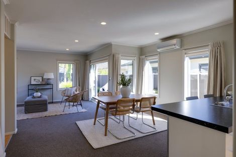 Photo of property in 2 Warwick Crescent, Taradale, Napier, 4112