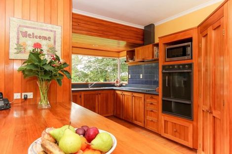 Photo of property in 298 Mountain Road, Lepperton, New Plymouth, 4373