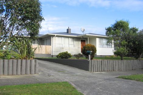 Photo of property in 12 Palliser Place, Milson, Palmerston North, 4414
