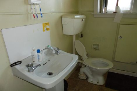 Photo of property in 2/944 Colombo Street, St Albans, Christchurch, 8014