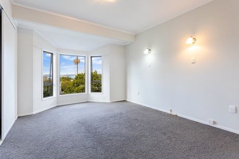 Photo of property in 4 Marlin Street, West Harbour, Auckland, 0618