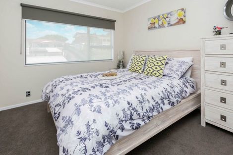 Photo of property in 26a Howe Street, Howick, Auckland, 2014