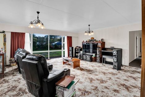 Photo of property in 5815 South Road, Rahotu, Opunake, 4684