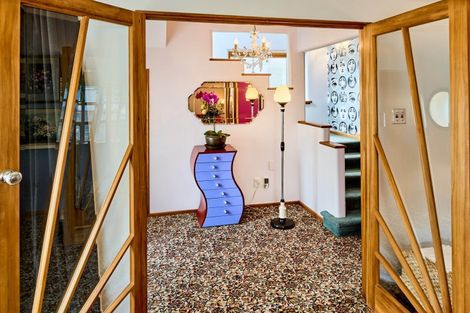 Photo of property in 14 Marina Grove, Hutt Central, Lower Hutt, 5010