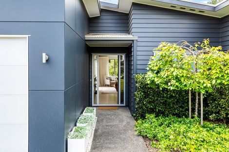 Photo of property in 17 Kunzea Place, Greenhithe, Auckland, 0632
