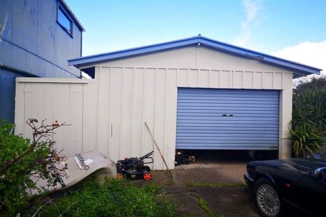 Photo of property in 45 Orchard West Road, Ngatea, 3503