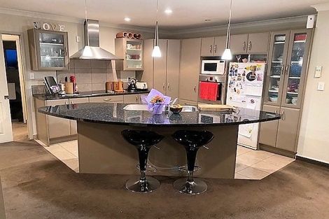 Photo of property in 208 Frimley Oaks, Frimley, Hastings, 4120