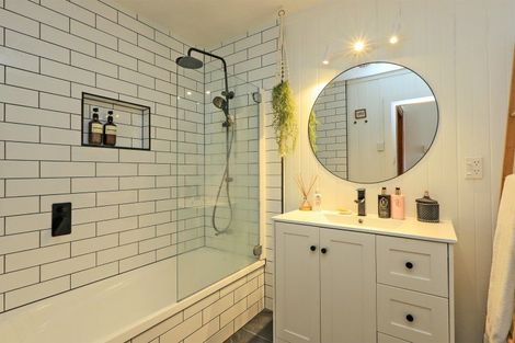 Photo of property in 1009 Beatty Street, Mayfair, Hastings, 4122