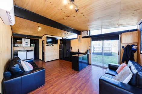 Photo of property in 13 Mack Street, Foxton Beach, Foxton, 4815