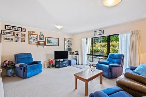 Photo of property in 7a Graham Grove, Waikanae, 5036