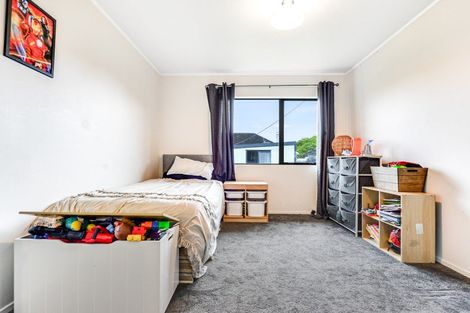 Photo of property in 18b Strowan Avenue, Fairfield, Hamilton, 3214