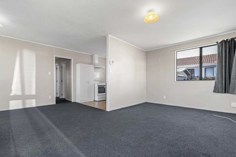 Photo of property in 4/1 Rebecca Rise, Weymouth, Auckland, 2103