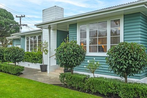 Photo of property in 10 Paterson Street, Pahiatua, 4910