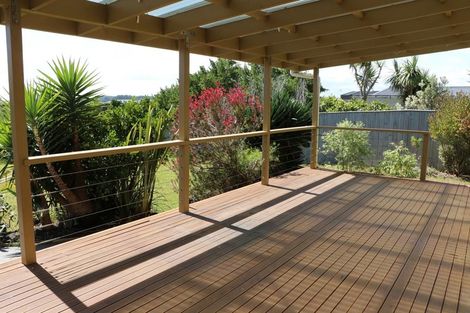 Photo of property in 37 Thomas Place, Foxton Beach, Foxton, 4815