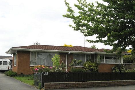 Photo of property in 2/38 Brookside Terrace, Bryndwr, Christchurch, 8053