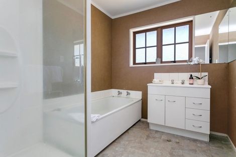 Photo of property in 51 Wordsworth Street, Leamington, Cambridge, 3432