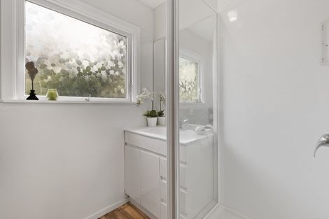 Photo of property in 3/133 Shakespeare Road, Milford, Auckland, 0620