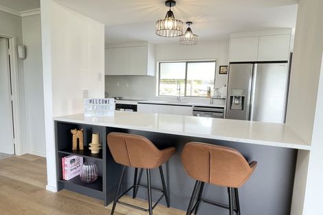 Photo of property in 54 Ronald Avenue, Glenbrook, Waiuku, 2681