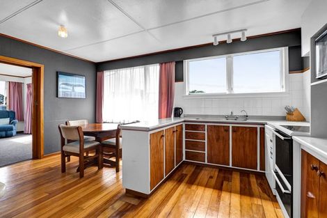 Photo of property in 49 Wynyard Street, Bell Block, New Plymouth, 4312