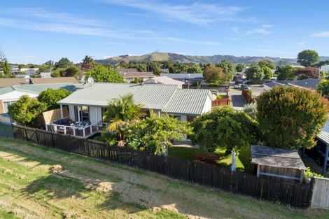 Photo of property in 12 Belray Place, Papamoa Beach, Papamoa, 3118