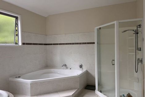 Photo of property in 19 East Coast Road, Milford, Auckland, 0620