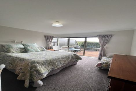 Photo of property in 2/766 Whangaparaoa Road, Manly, Whangaparaoa, 0930