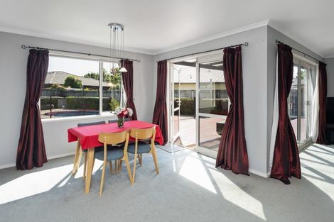 Photo of property in 28 Endeavour Street, Riversdale, Blenheim, 7201