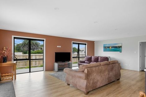 Photo of property in 14 Bentham Street, Westport, 7825