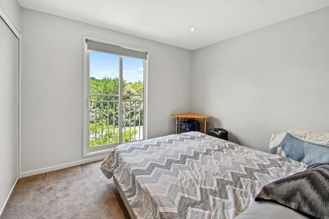 Photo of property in 14 Patiti Parade, Mangere Bridge, Auckland, 2022