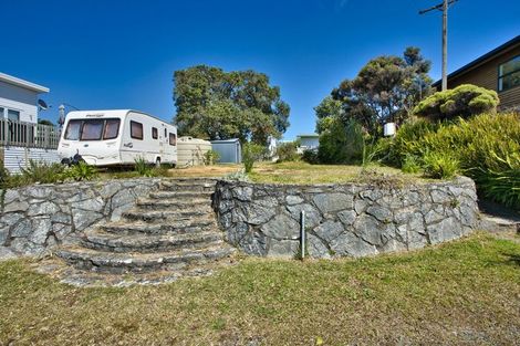 Photo of property in 14 Cheviot Street, Mangawhai Heads, Mangawhai, 0505