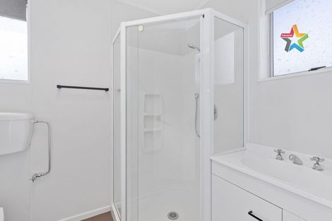 Photo of property in 49 Seddon Street, Wallaceville, Upper Hutt, 5018