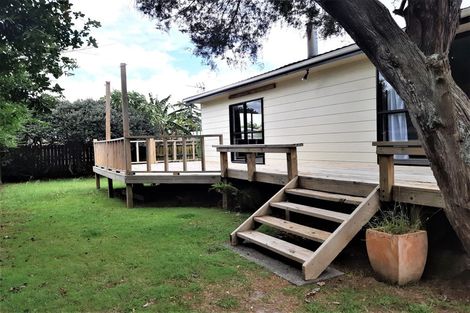 Photo of property in 56 Halberg Street, Glenfield, Auckland, 0629