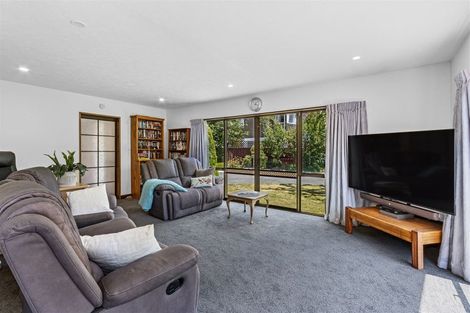 Photo of property in 5a Banff Place, Avonhead, Christchurch, 8042