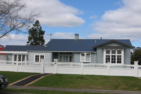 Photo of property in 38 Edgecumbe Road, Tauranga, 3110