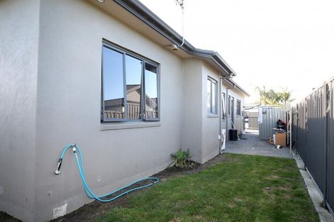 Photo of property in Heynes Place, 28 Heynes Place, Clive, 4102