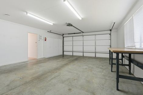 Photo of property in 34 Eagles Way, Cable Bay, 0420