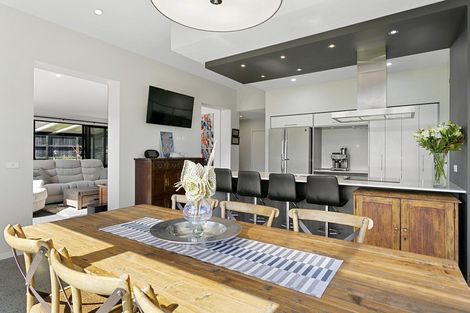 Photo of property in 2 Cabbage Tree Grove, Kinloch, Taupo, 3377