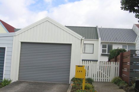 Photo of property in 139 Akaroa Drive, Maupuia, Wellington, 6022