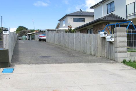 Photo of property in 28 Pah Road, Papatoetoe, Auckland, 2025