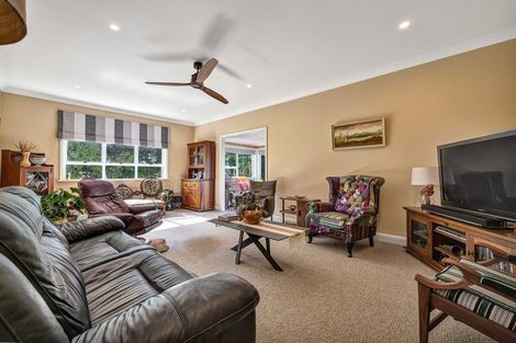 Photo of property in 16 Glen Almond Street, New Plymouth, 4310