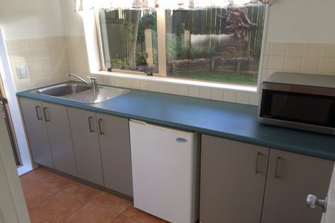 Photo of property in 2/842 East Coast Road, Oteha, Auckland, 0630