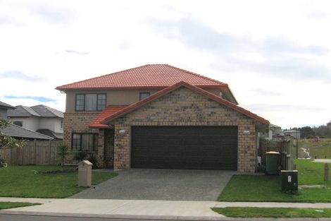 Photo of property in 26 Coachman Drive, Flat Bush, Auckland, 2016