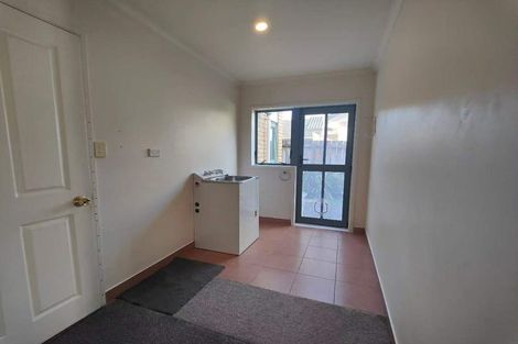 Photo of property in 203 Kilkenny Drive, East Tamaki Heights, Auckland, 2016
