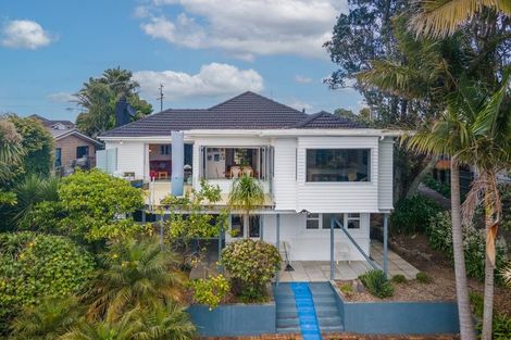 Photo of property in 33 Bleakhouse Road, Howick, Auckland, 2014