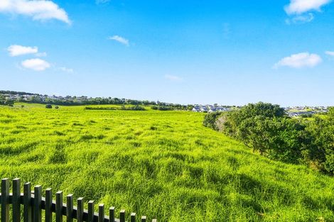 Photo of property in 39 Pinecrest Drive, Gulf Harbour, Whangaparaoa, 0930